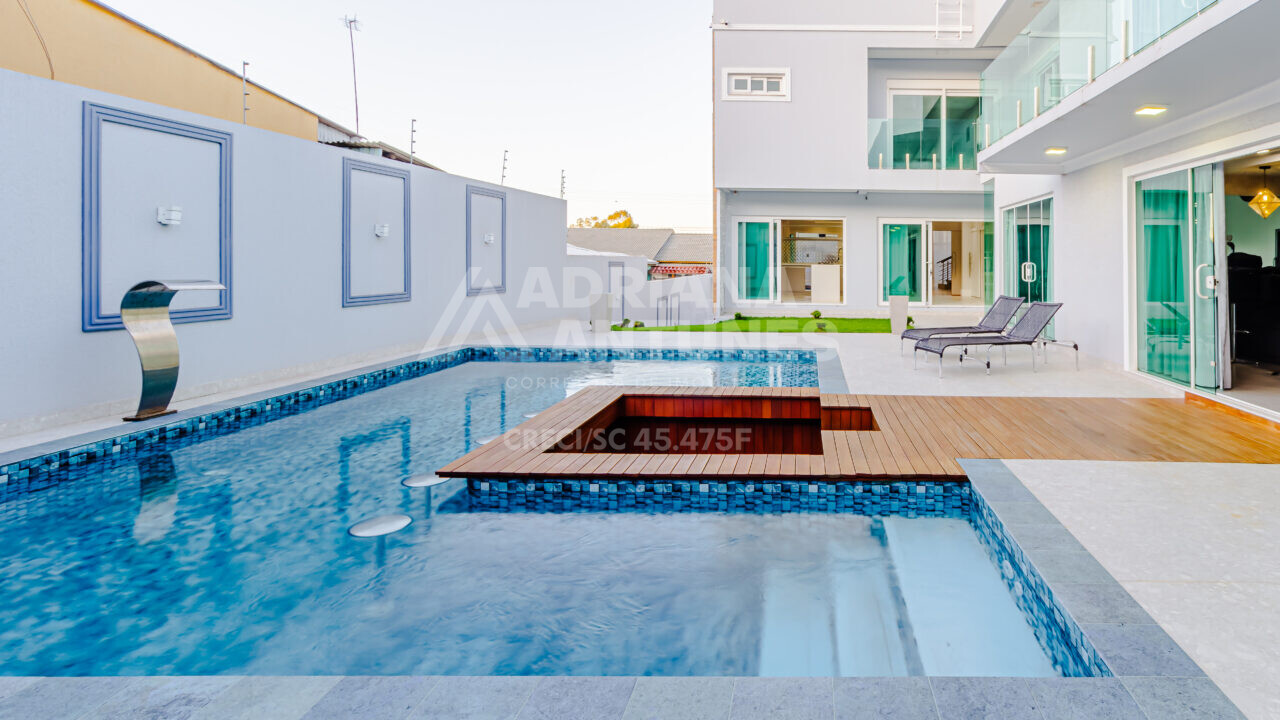 Casa Alto Padrão Com Tudo que Você Precisa – Xaxim